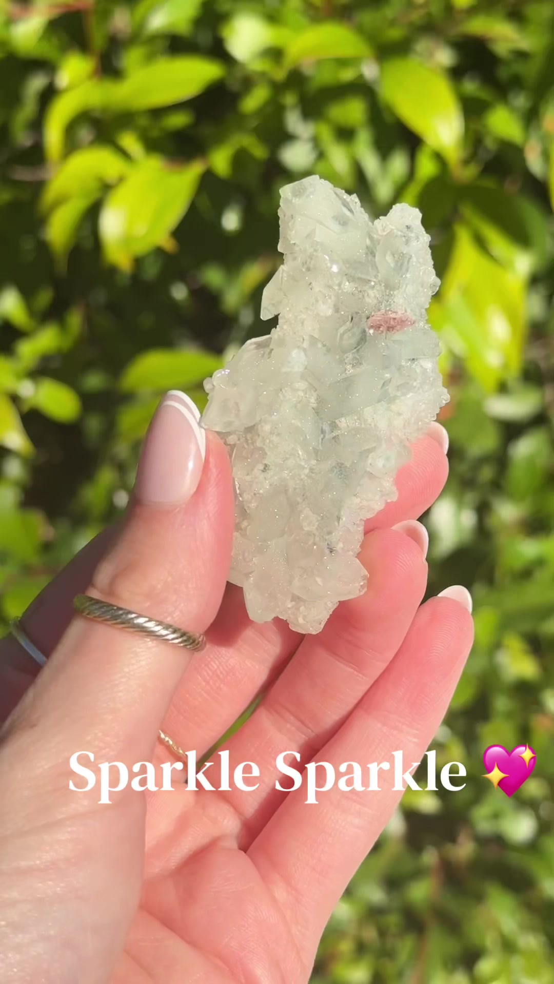 @mineralswithliv