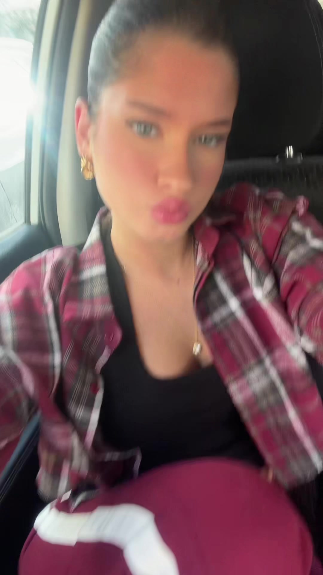 @Nofarspam