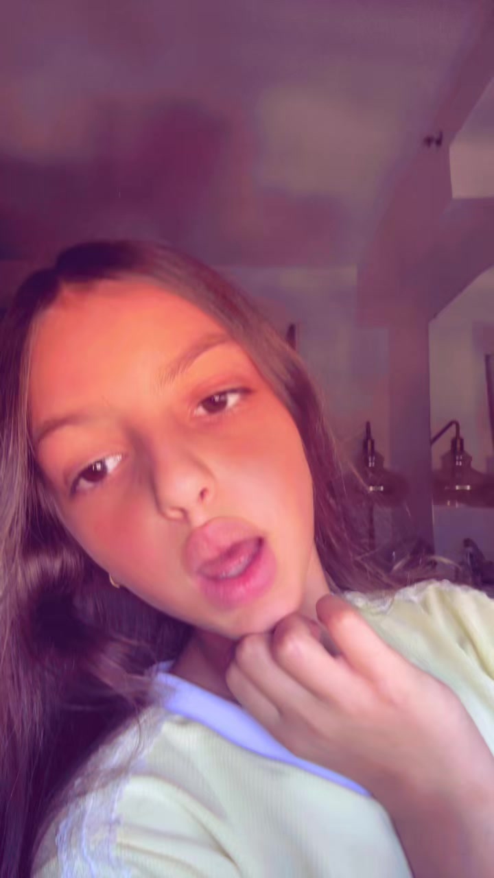 @Naya๐