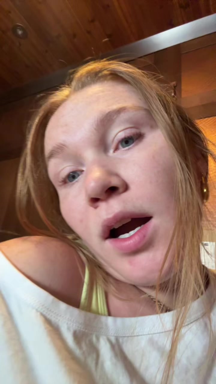 @Cassidy Gray🇨🇦