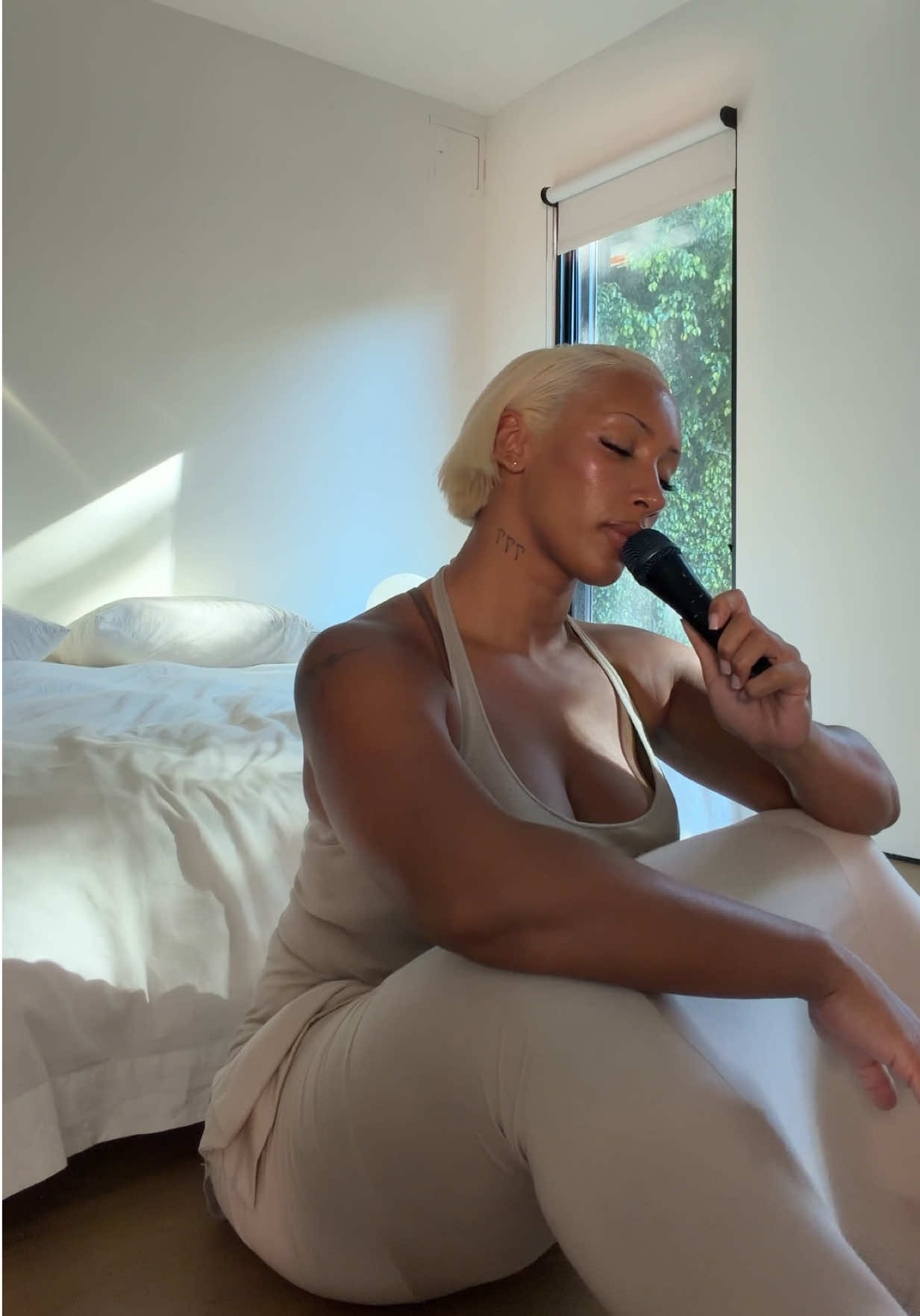 @Naomi Sharon