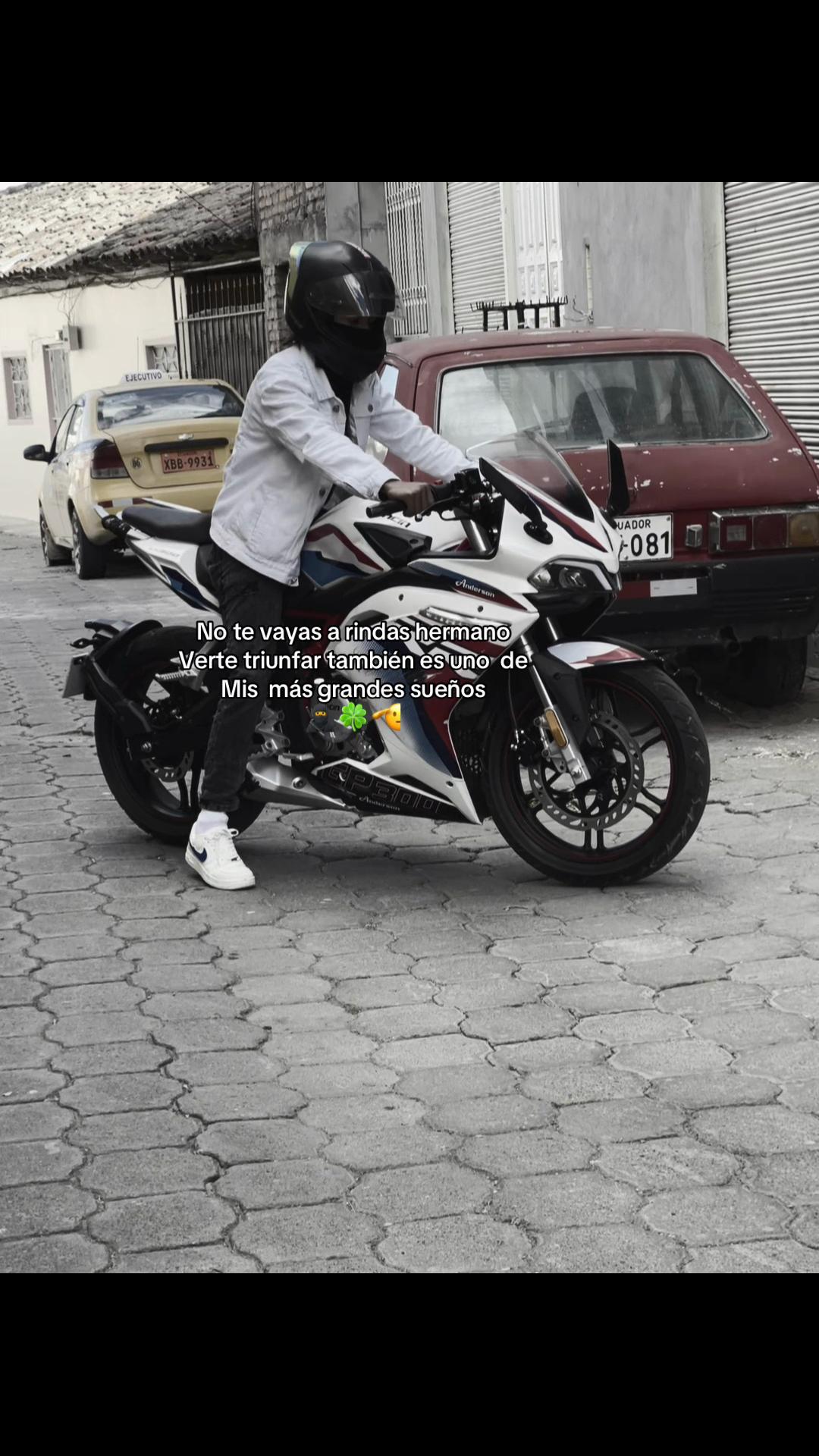 @Jeremías. 🍀🏍️.