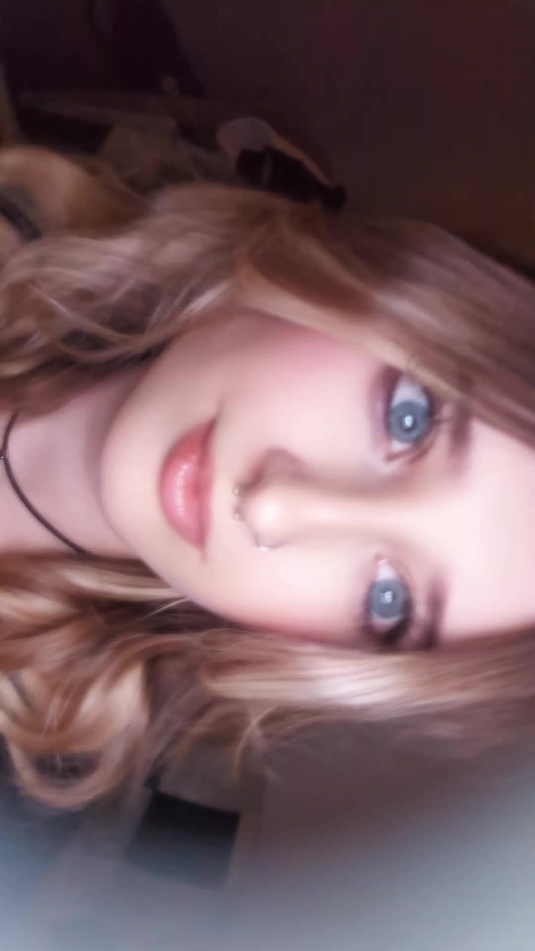 @<3