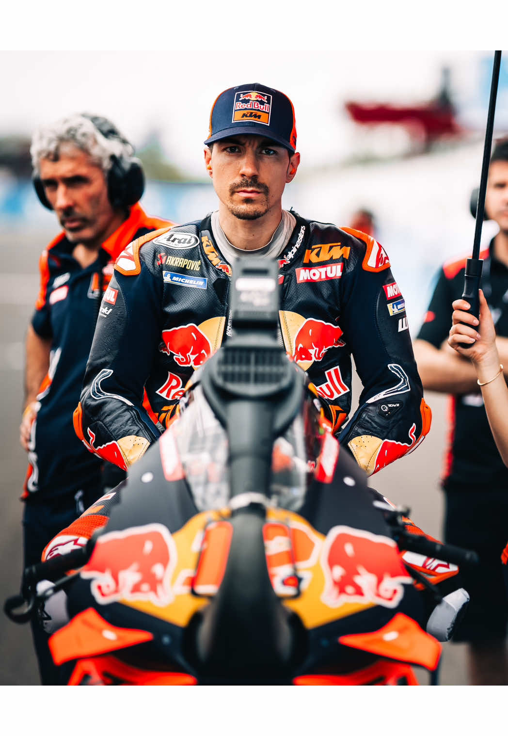 @Maverick Viñales