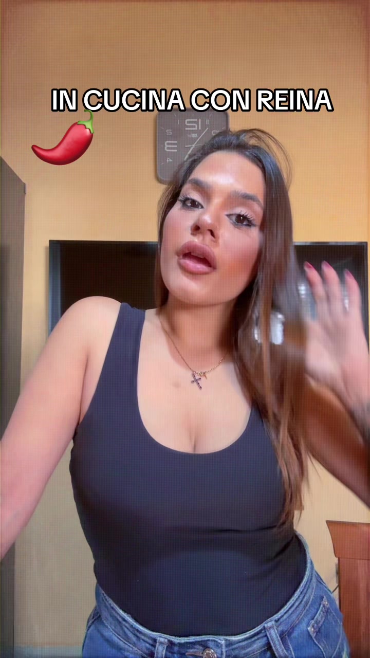 @REINA 👑