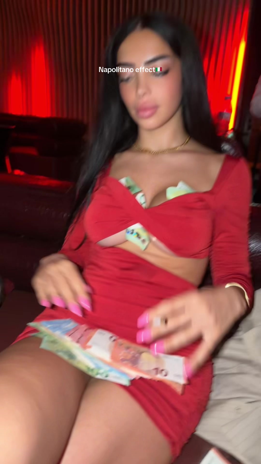 @Mia💎