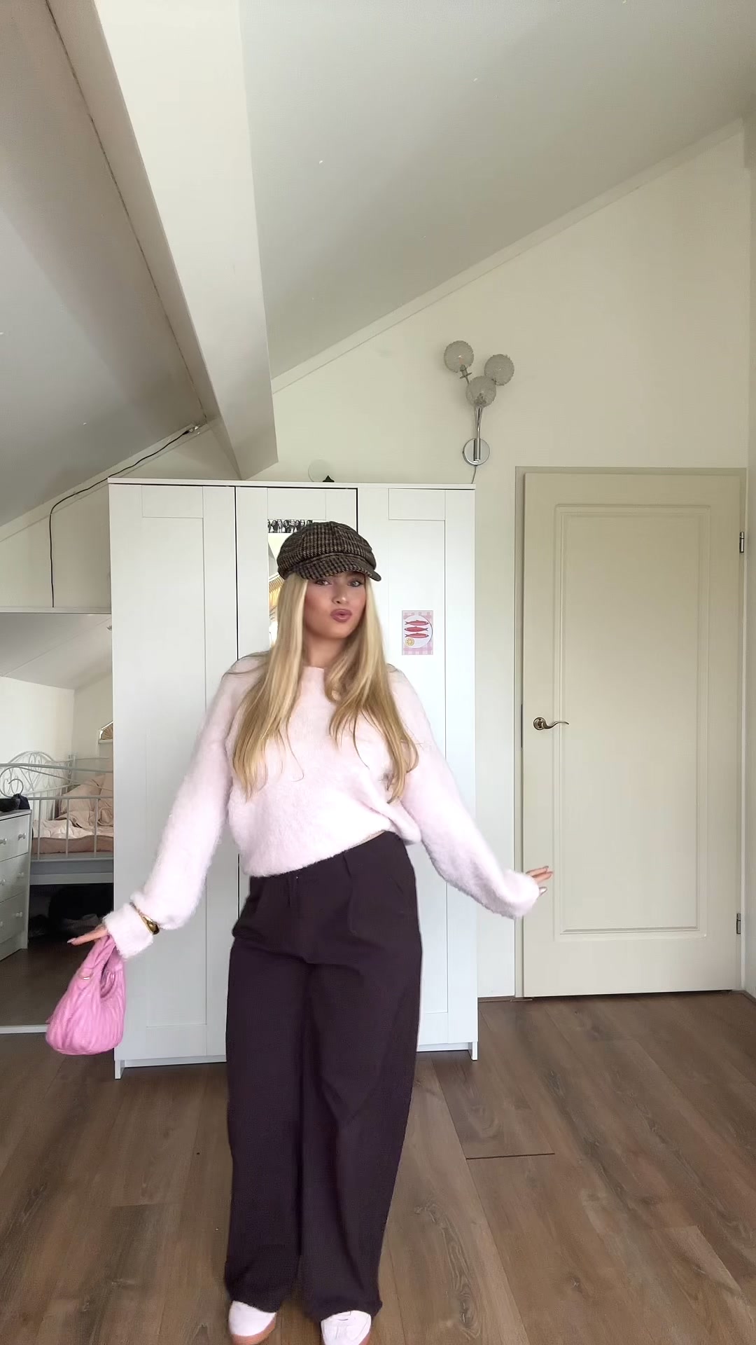 @simoneesmee