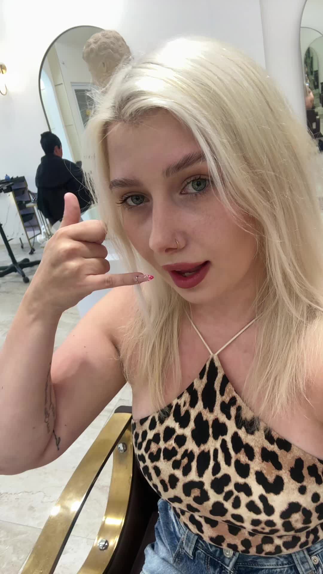 @isabellotrix