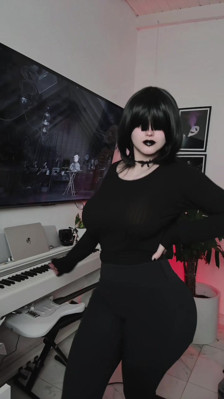 @Deathgothicc🖤