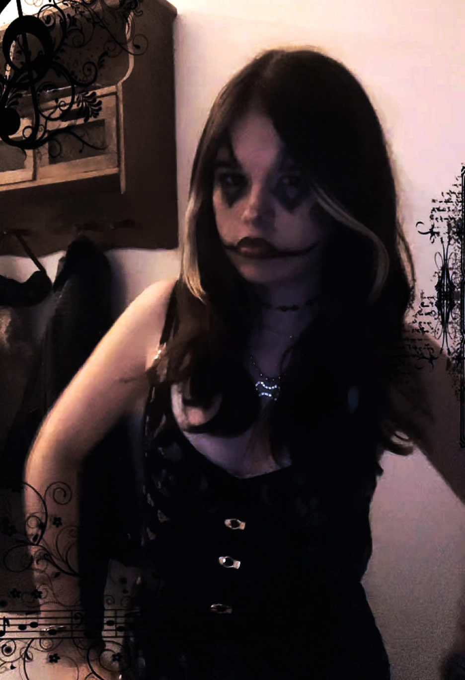 @☆•cʀʏsᴛᴀʟ.ғᴀɴɢ•★