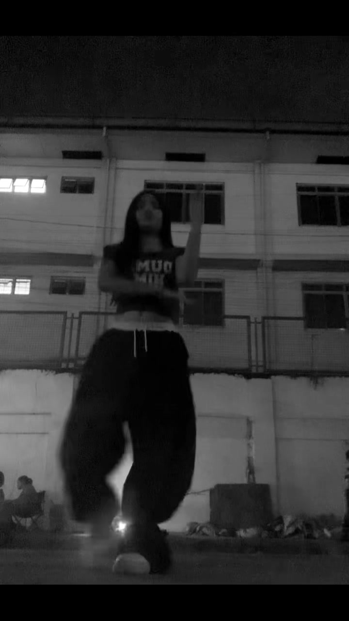 @~nics~