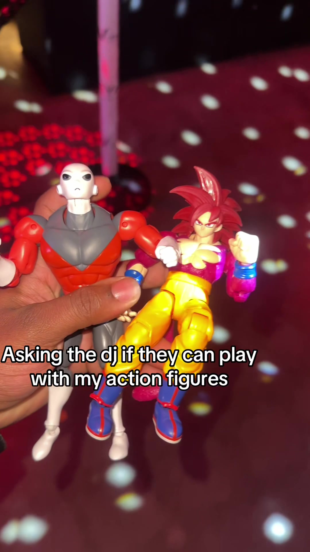 @Figures Everywhere