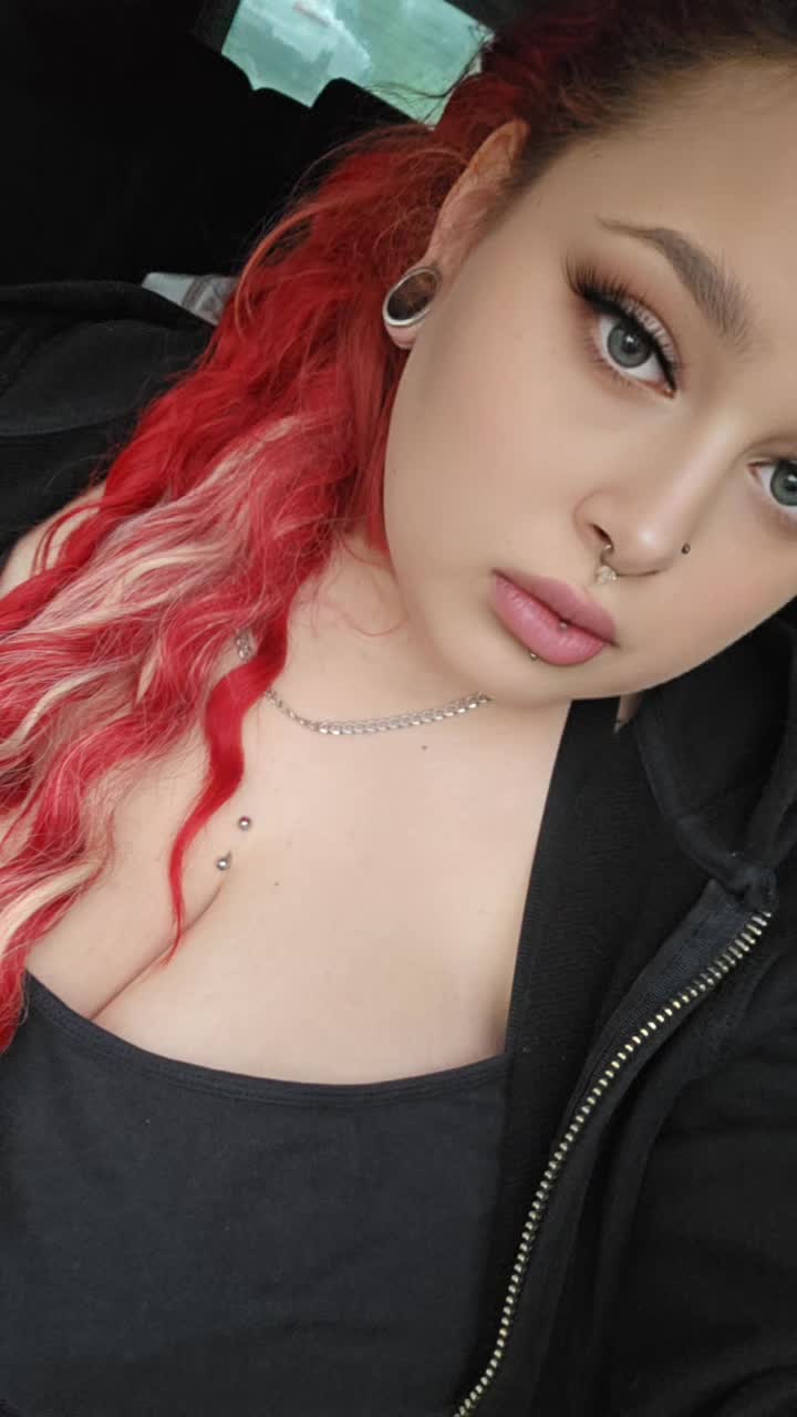 @Berlinergirl๐