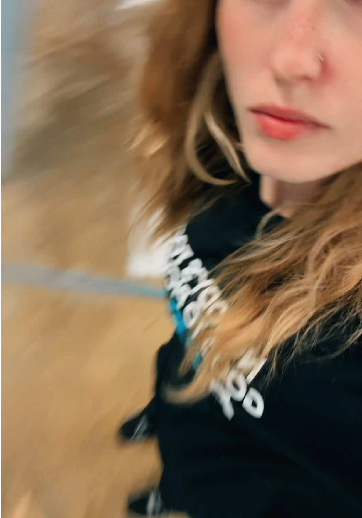 @Alesha📺🩷🤗