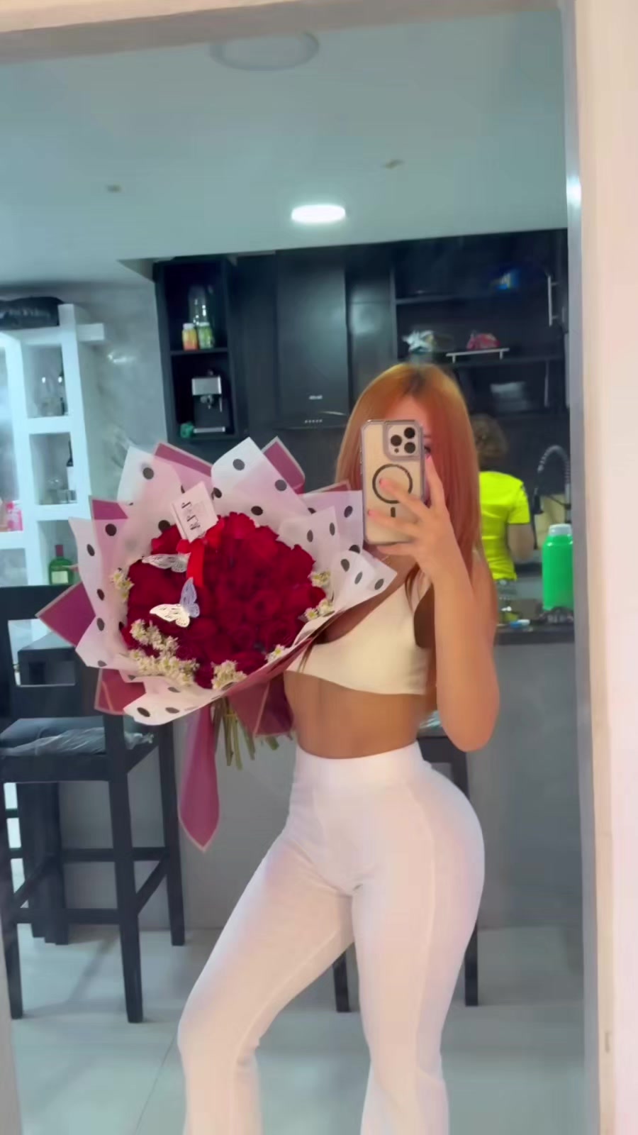 @Esther Hernández 🌸