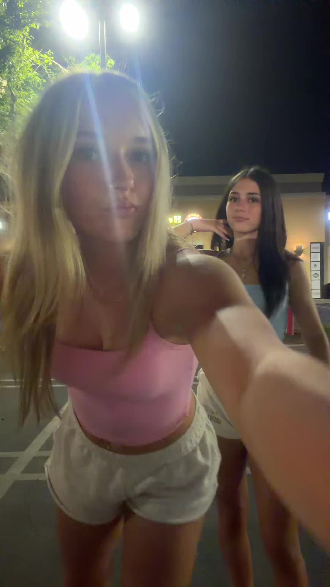 @Secrettt💖🤫💐😉
