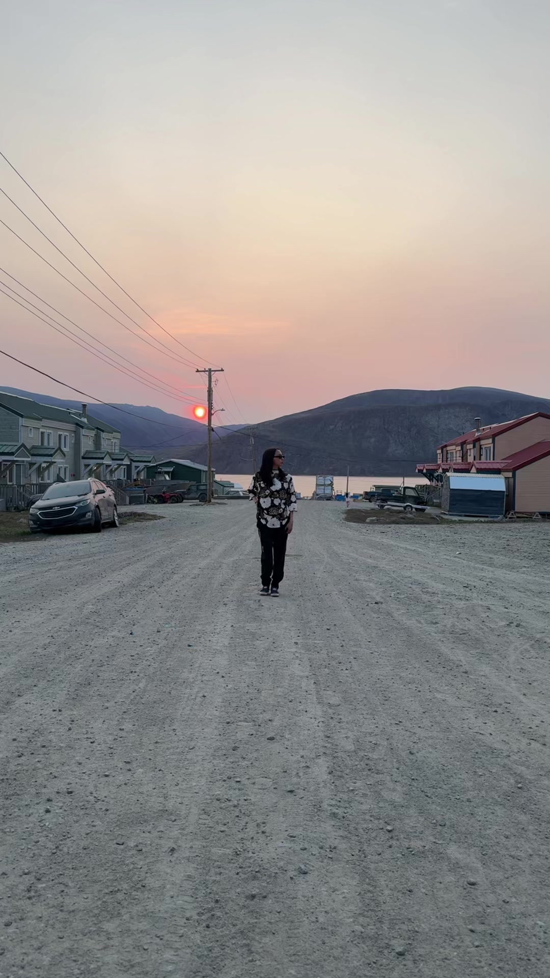 @ᐃᒦᓕᐊ
