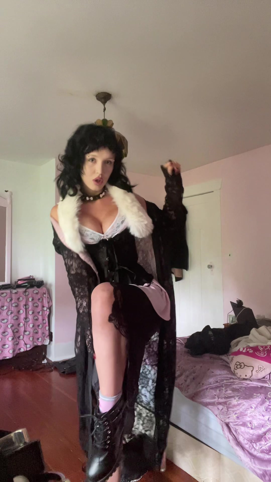 @Gothicloverdoll