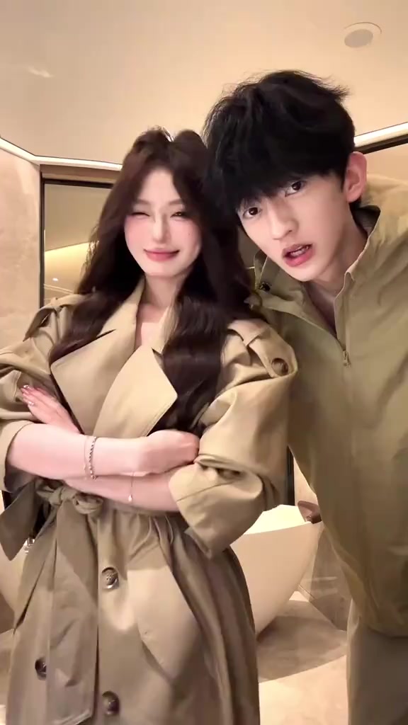 @🎐♡레니>.<♡🐬