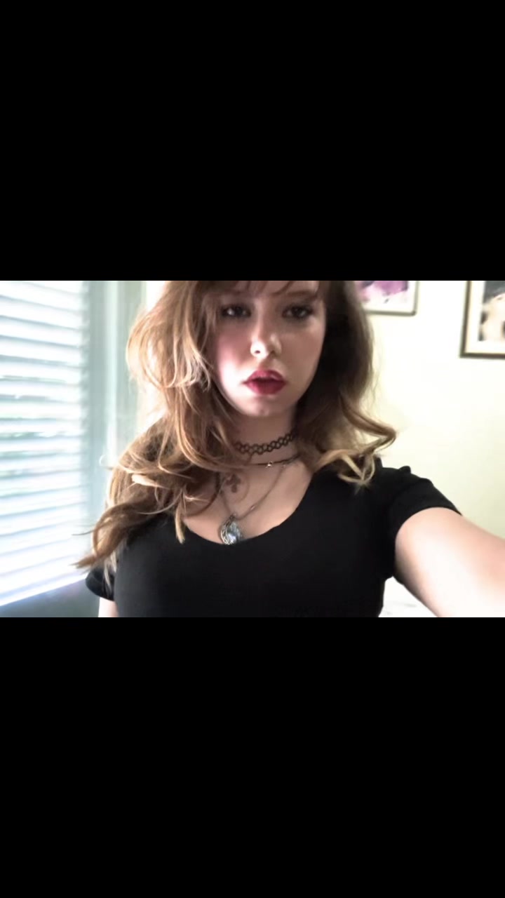 @TH🦇💫