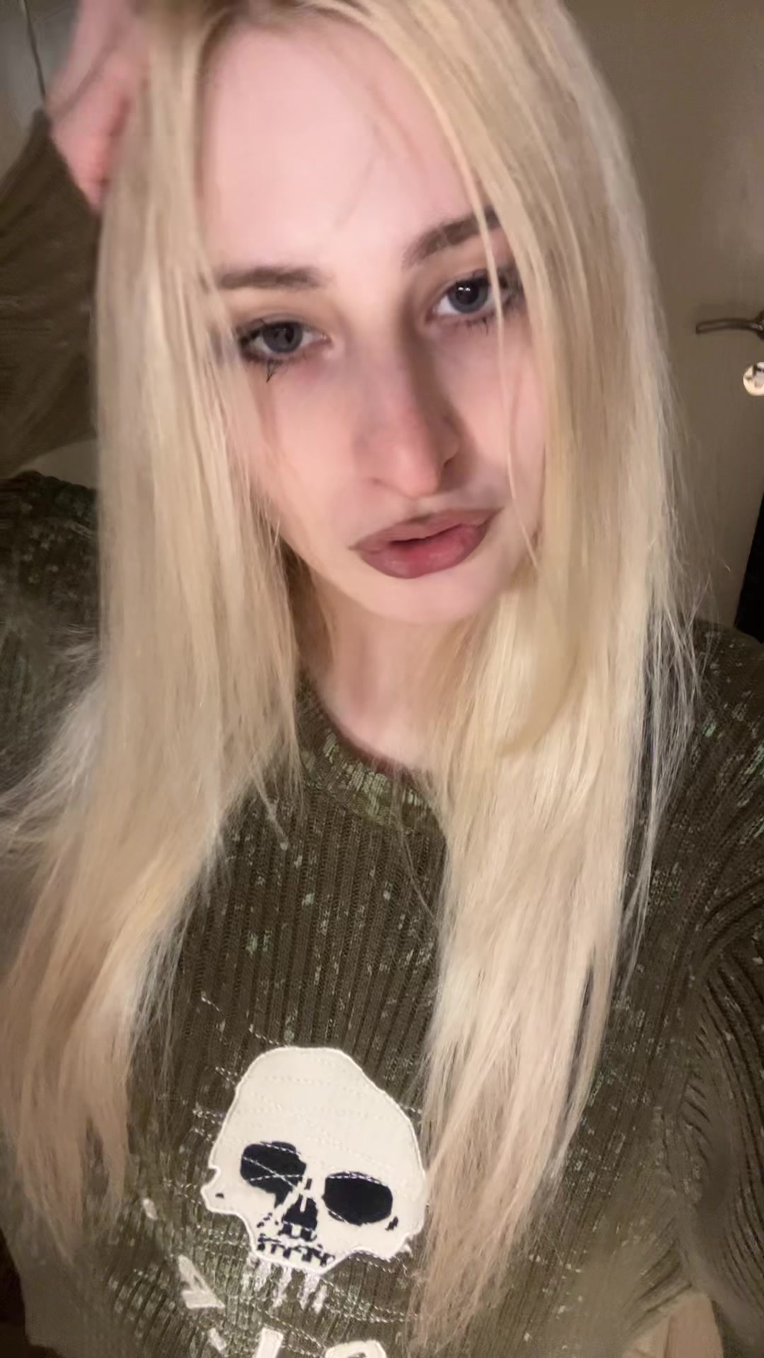 @kisswnnyc
