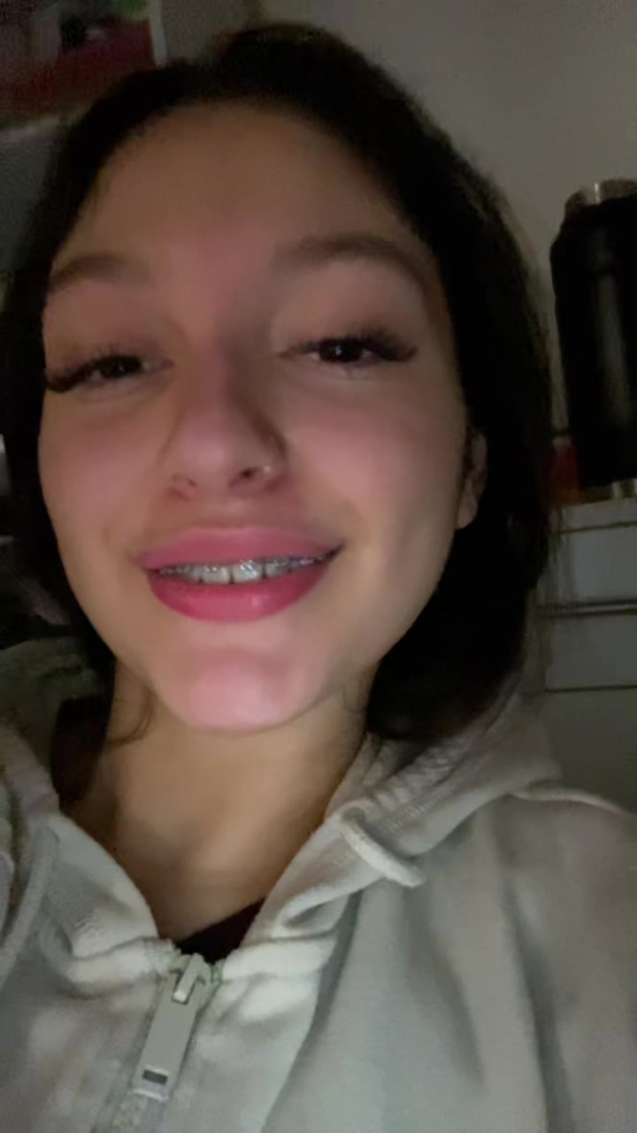 @𝒪𝓇𝓉𝒾𝓏
