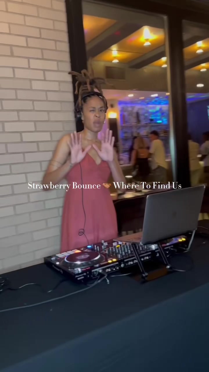 @Strawberry Bounce