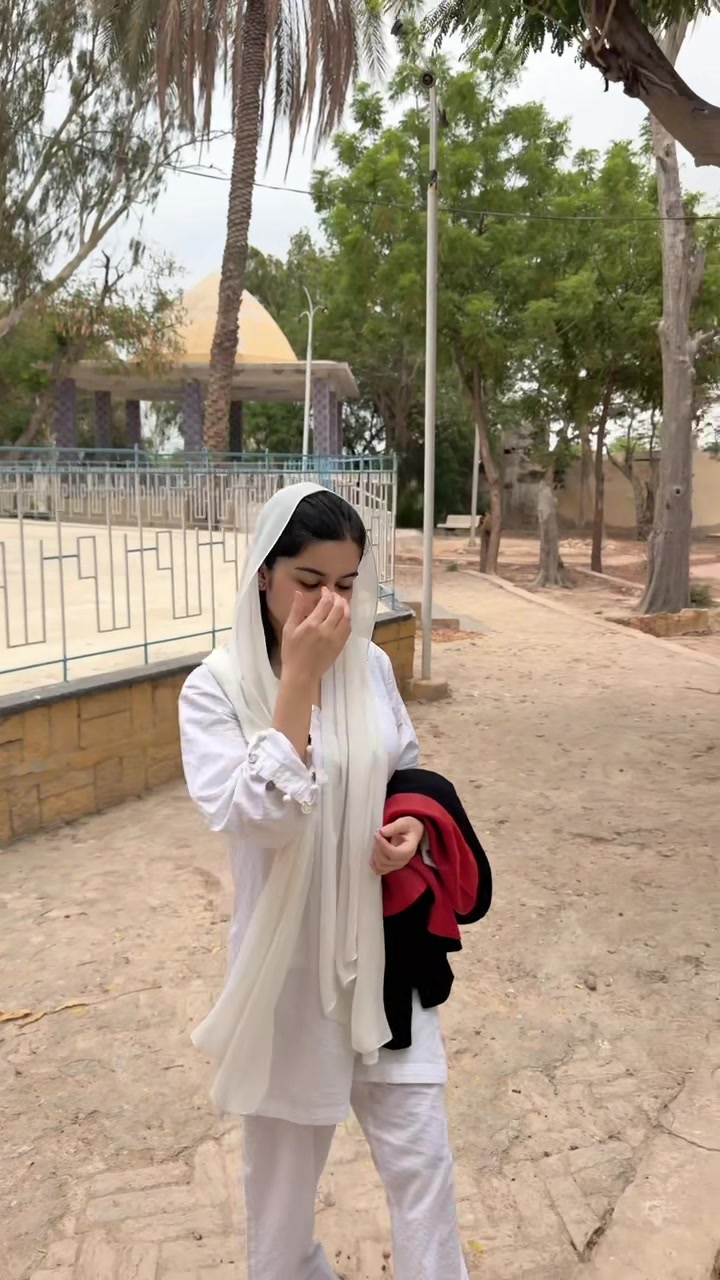 @انعم
