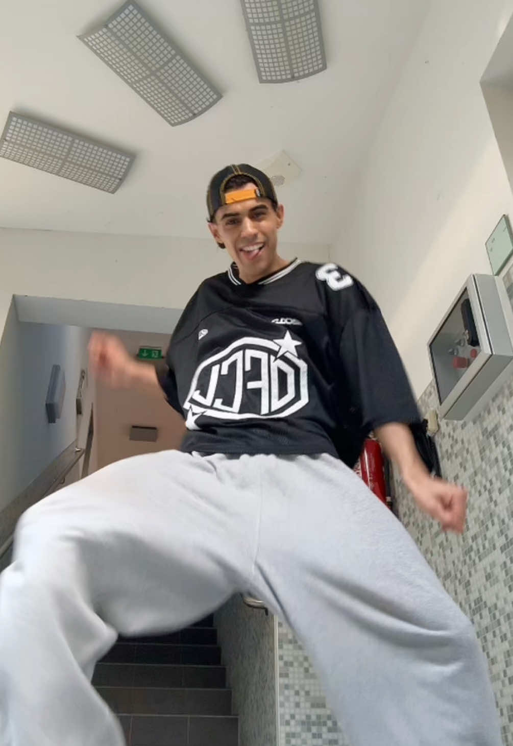 @DIO 🪼