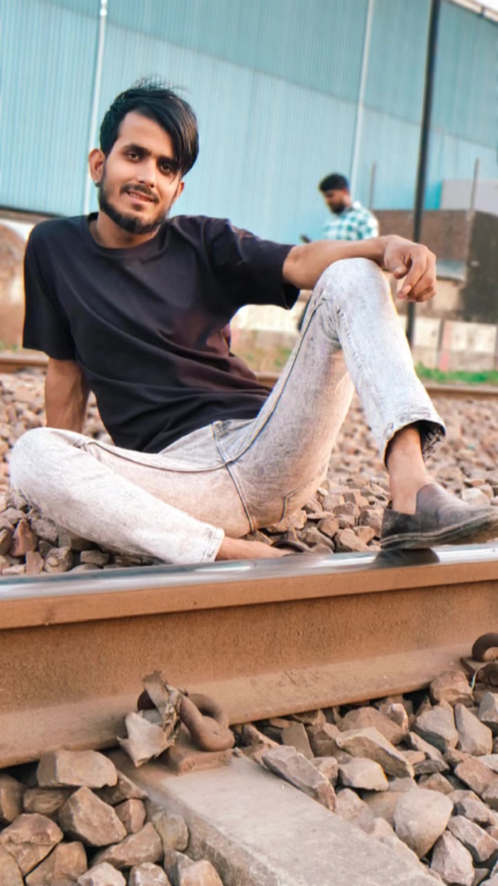 @Karan🔥🥵R♥️