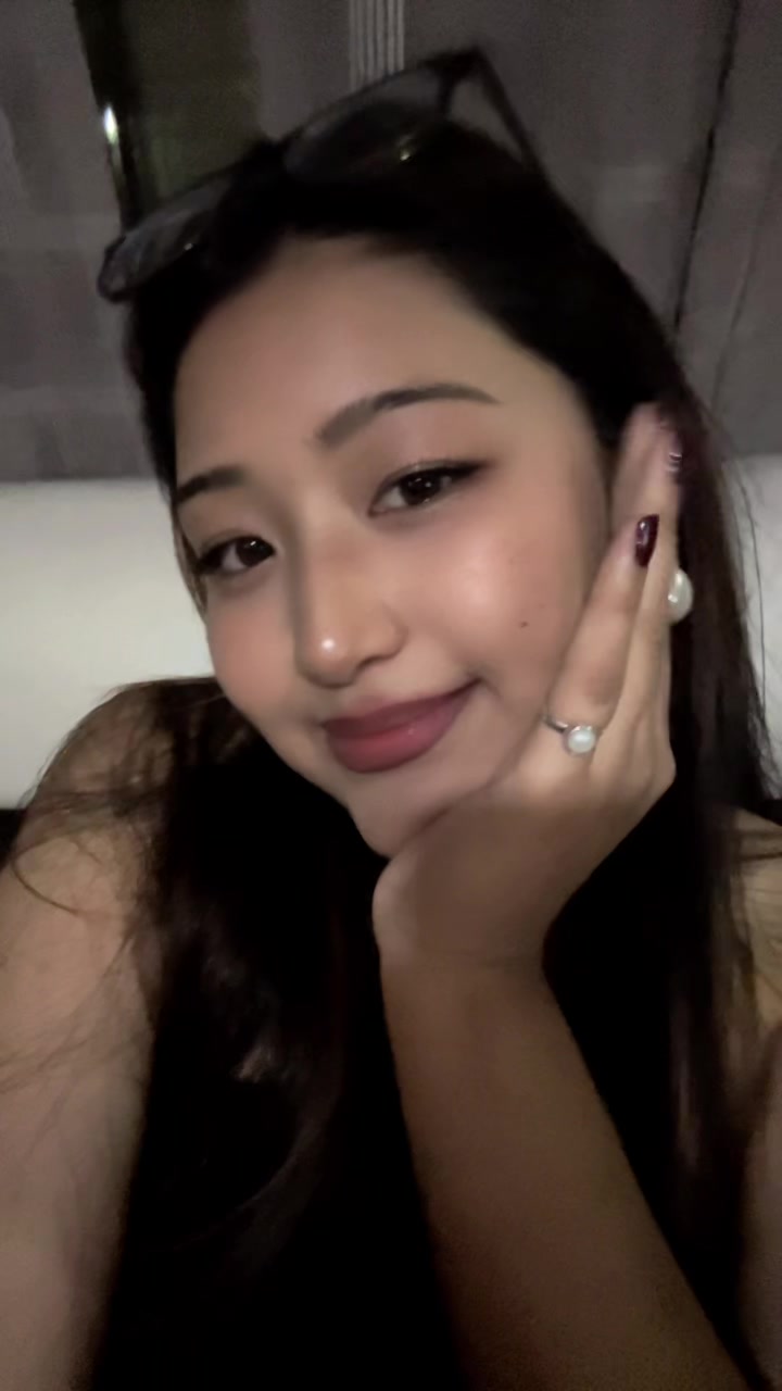 @<3