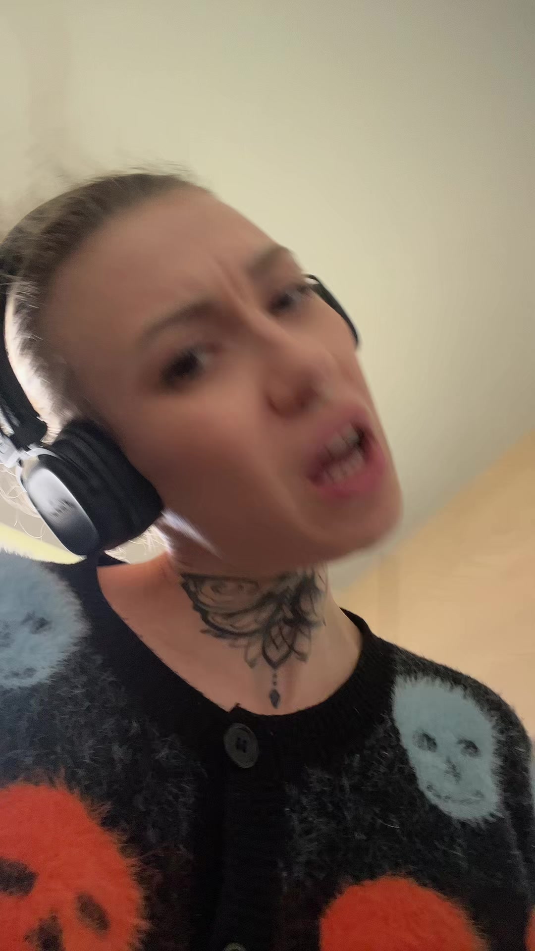 @Sia