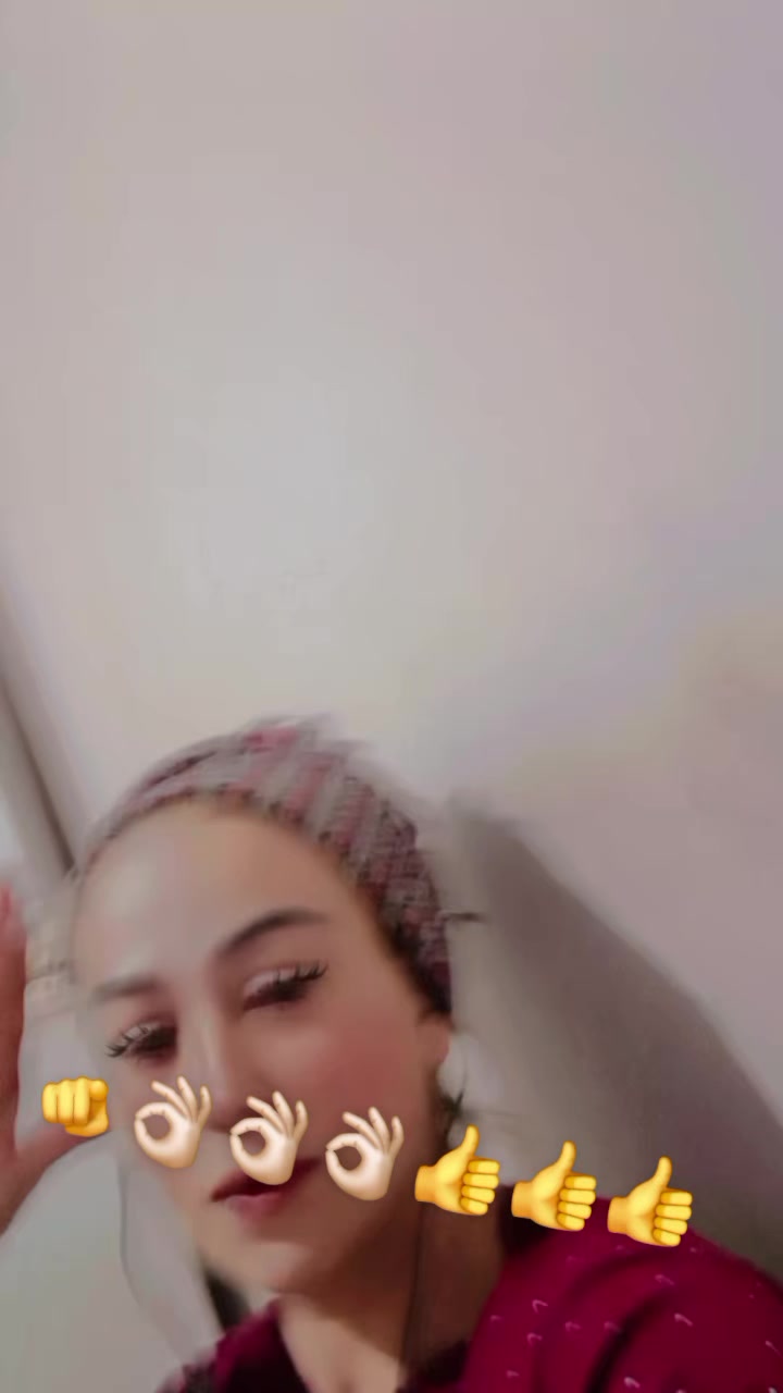 @Hülya Gülkırmızı