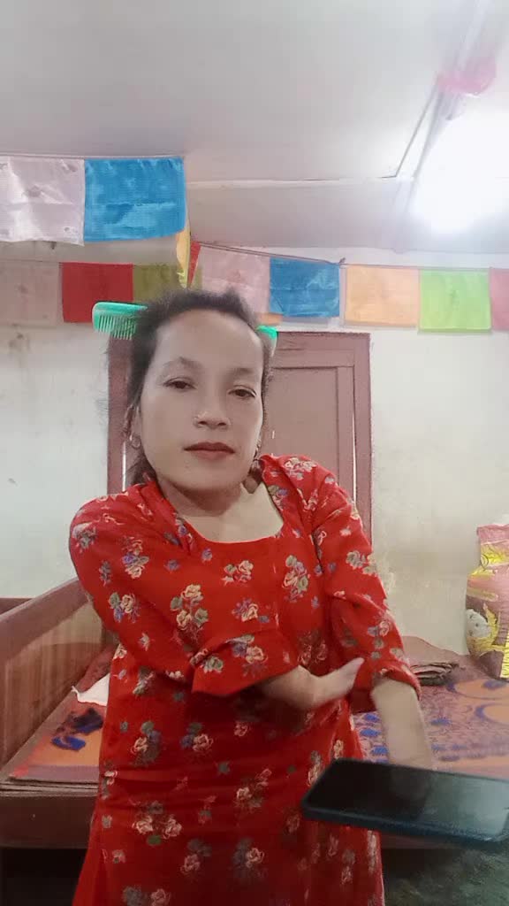 @SaiLi Tamang