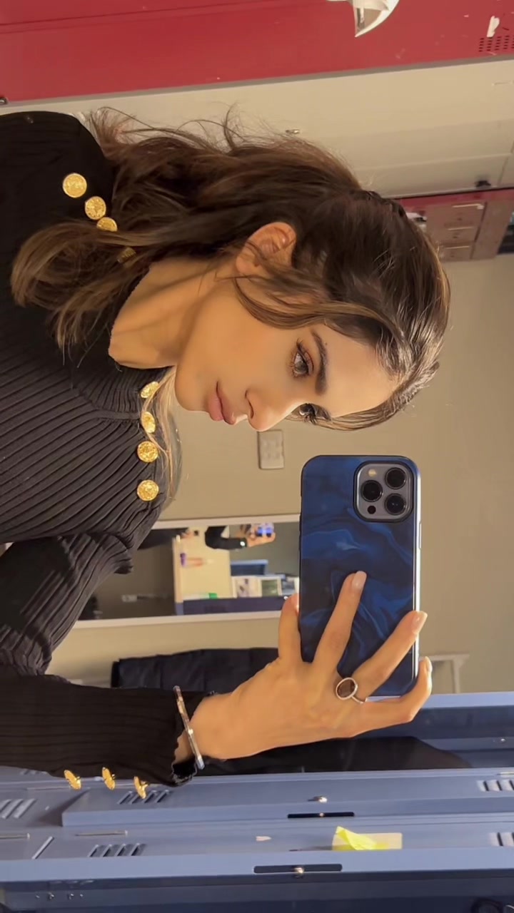 @T