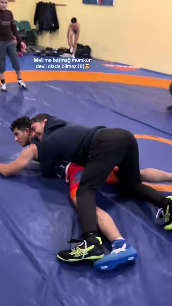 @aliyeff999🇦🇿🖤🤼♂️