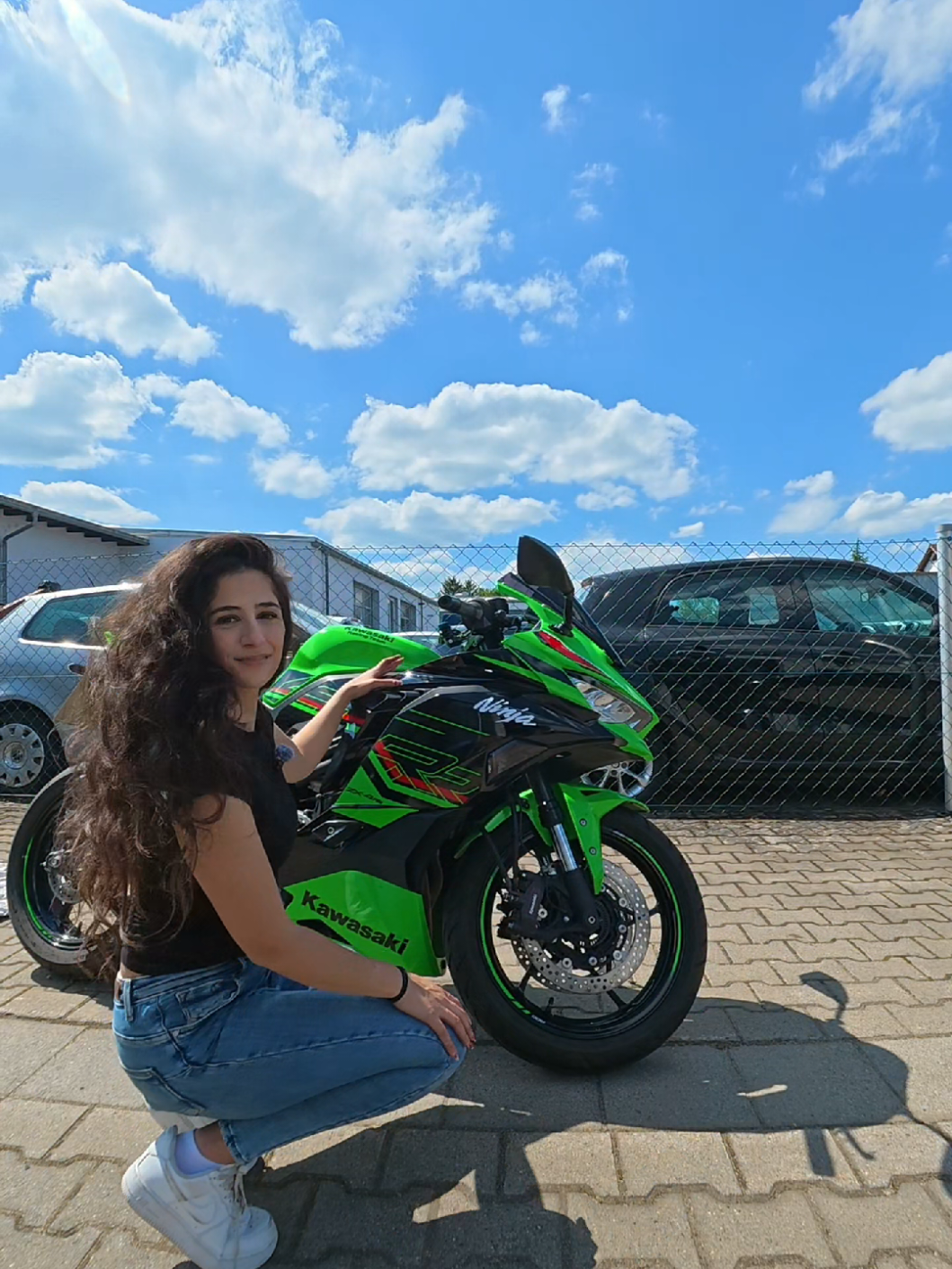 @Minty 🤍🏍️Twitch