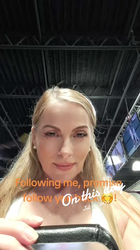 @julia0909