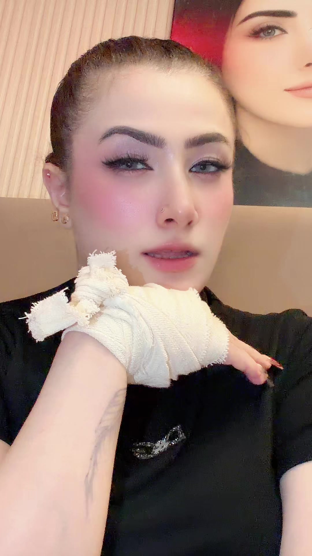 @Anmolkhan💎