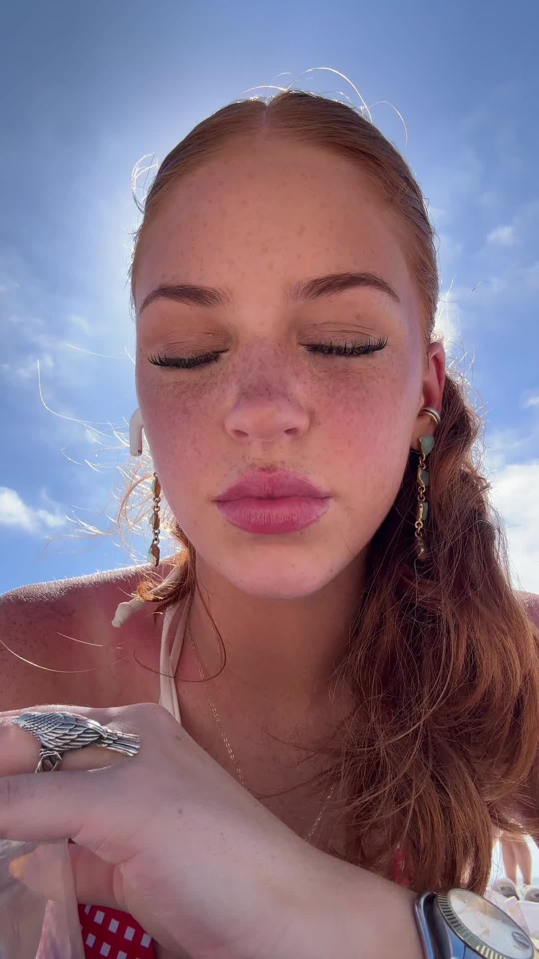 @ella