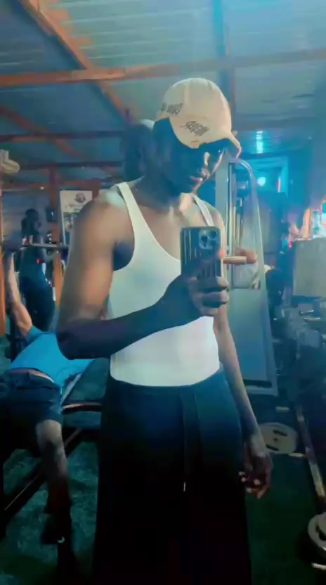 @Coolly🦍🐟🇸🇸