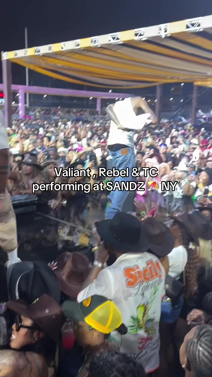 @Scoop Jamaica
