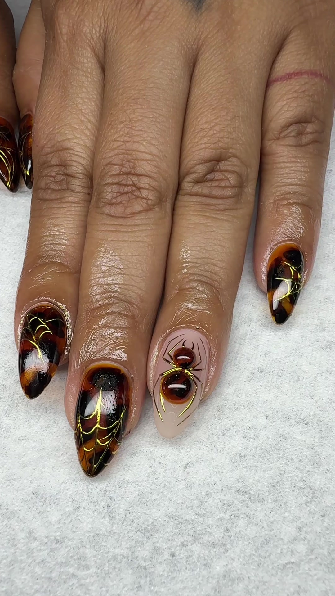 @Nailsbyjanettea