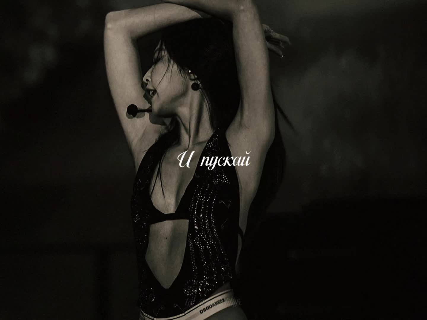 @현아