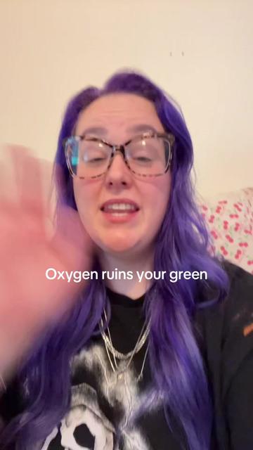@Tessa420