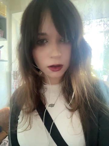 @🧟♀️