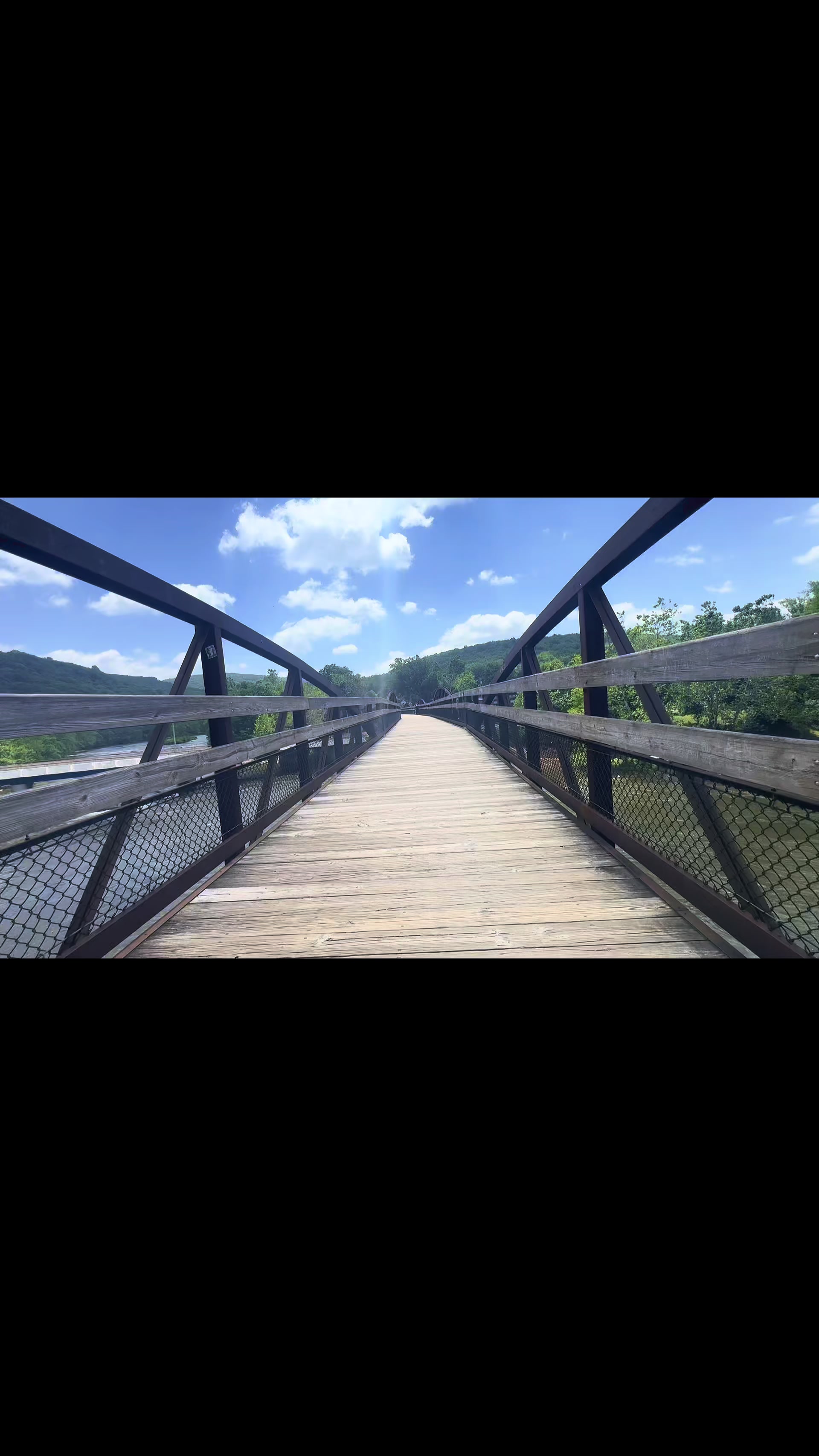 @thehikingpeach