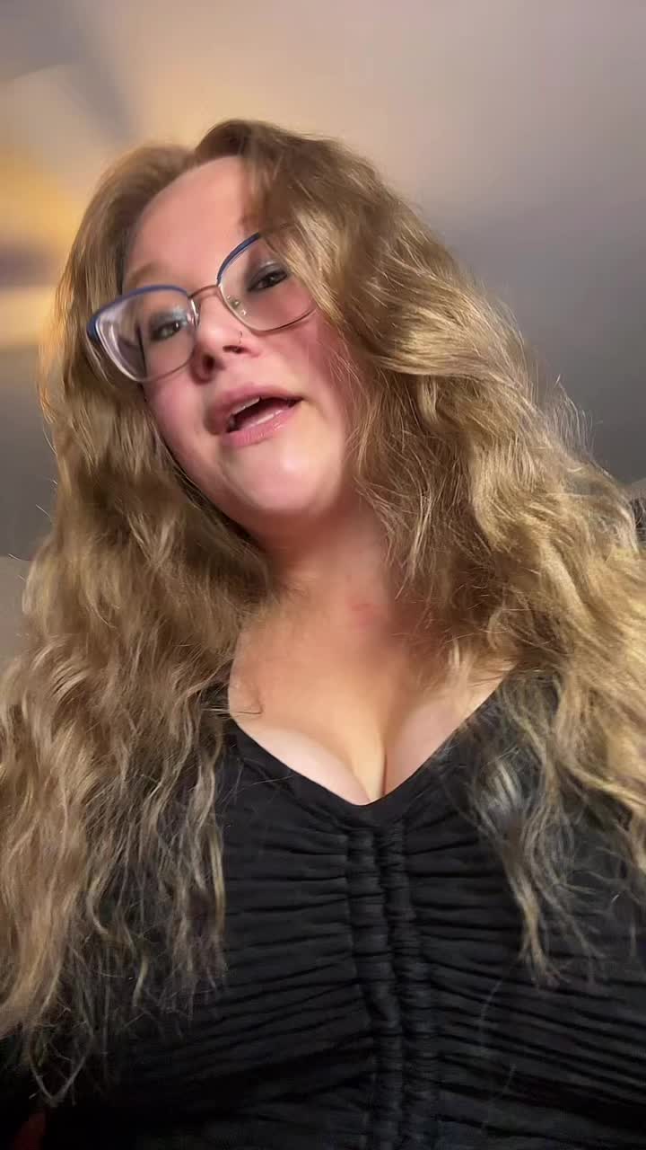 @Victoriaaa🦋✨