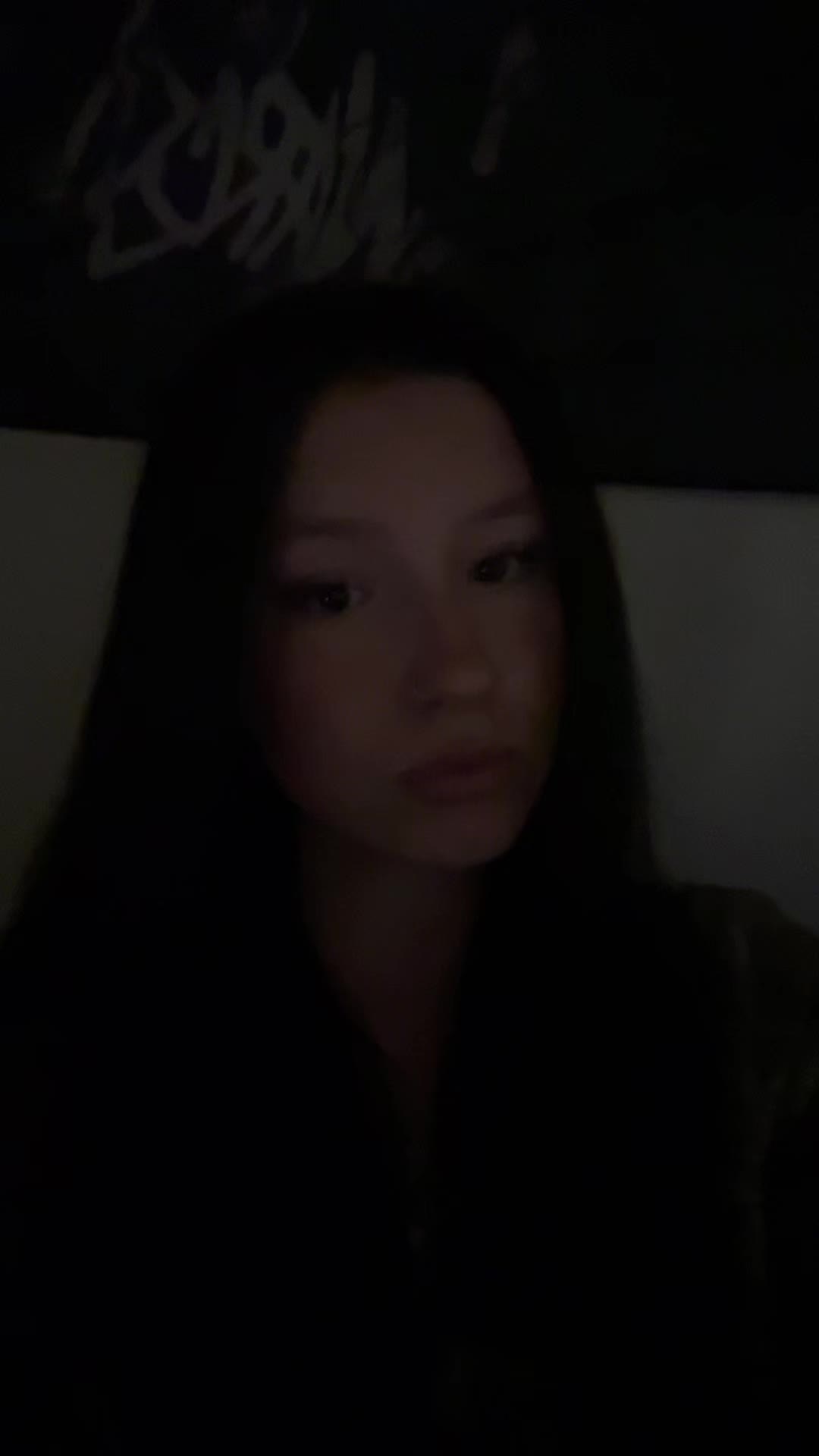 @…