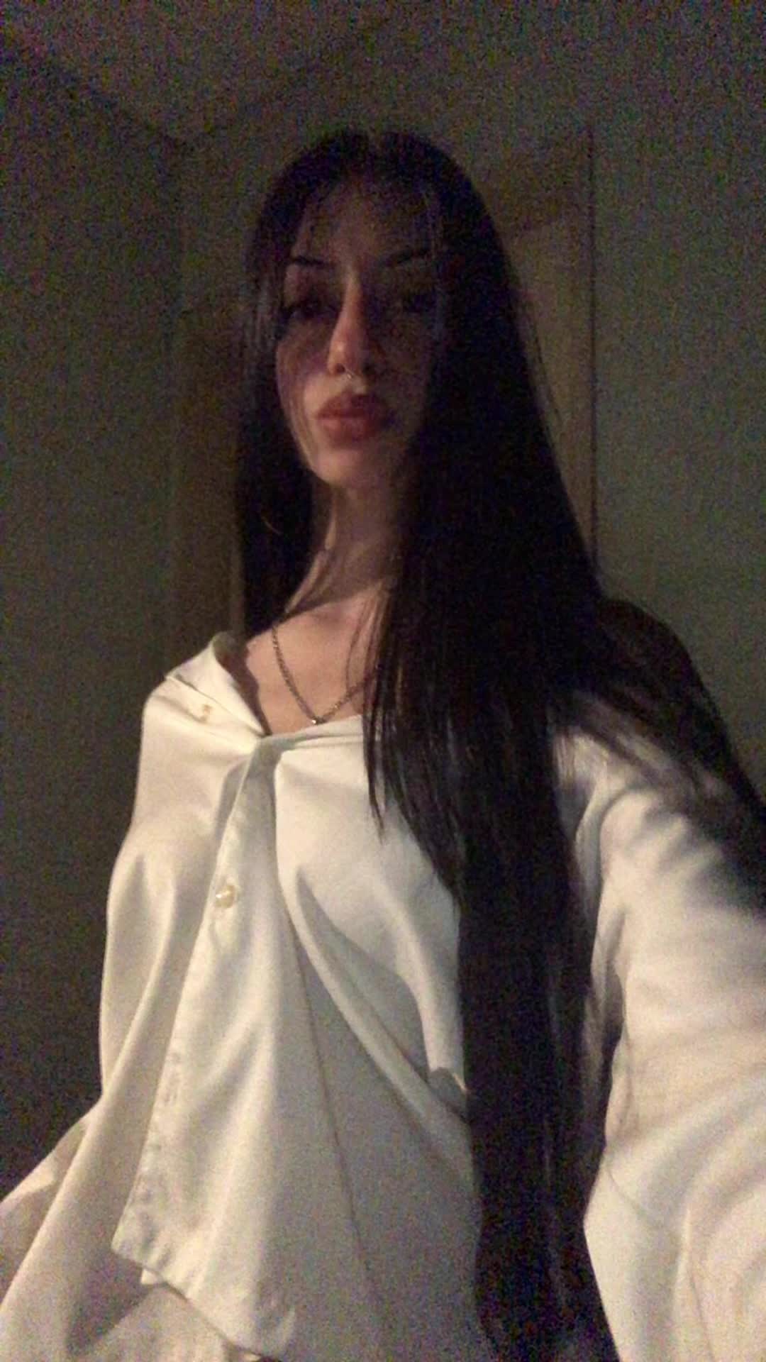 @jazbassino